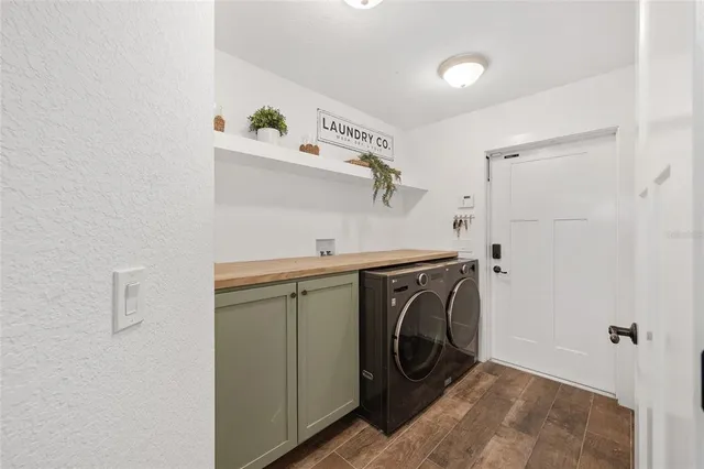 $729,900 | 11999 County Road 223, Oxford, FL 34484