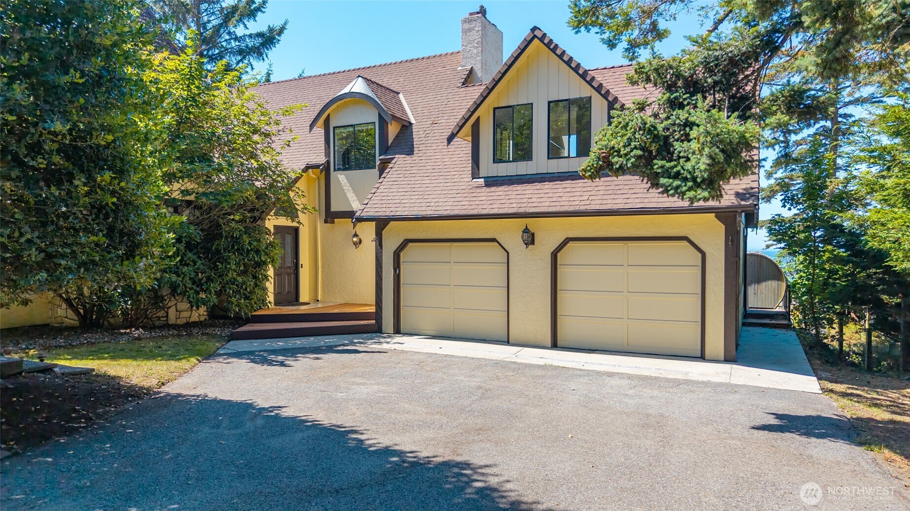1399 West Beach Road Oak Harbor, WA 98277 - Photo 6 of 40 Gallery Image 6
