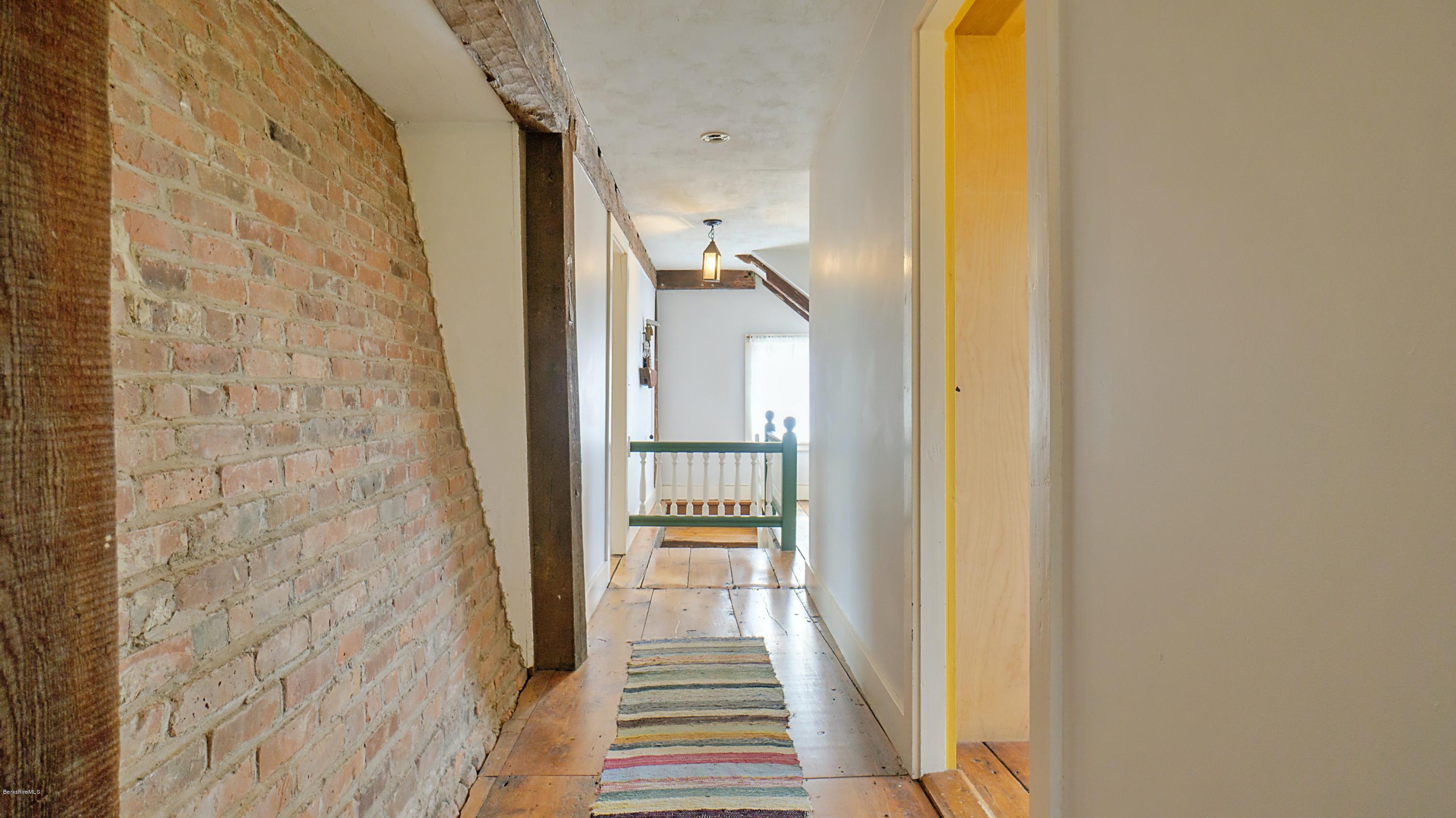 69 E Road Sheffield, MA 01257 - Photo 18 of 25 Upstairs hallway