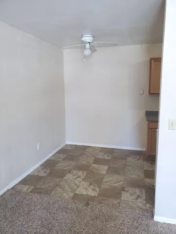 $700 | 808 Evergreen Avenue, Unit 308, Olivia, MN 56277