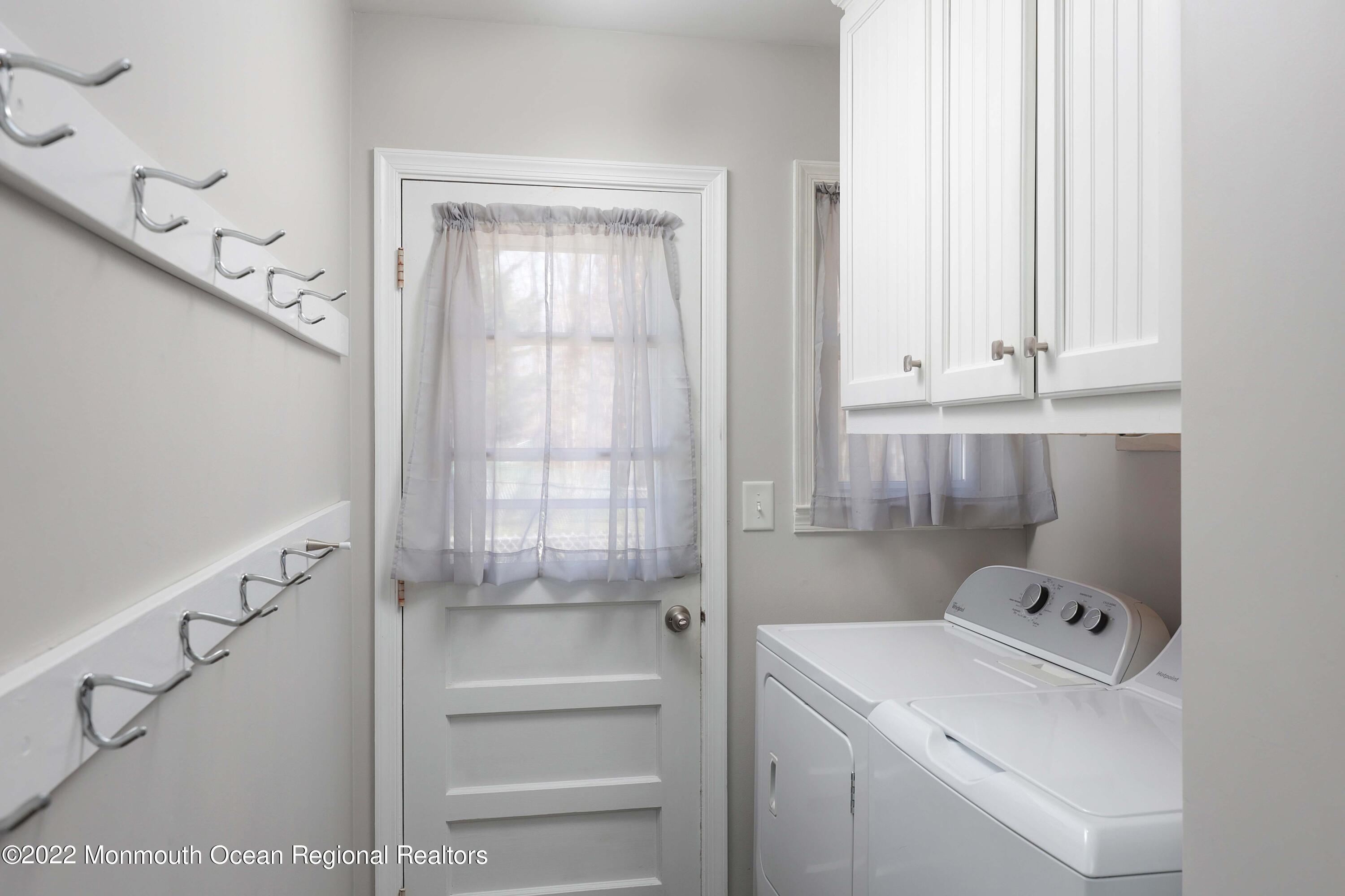 104 Newbury Road Howell, NJ 07731 - Photo 8 of 21 758A4334