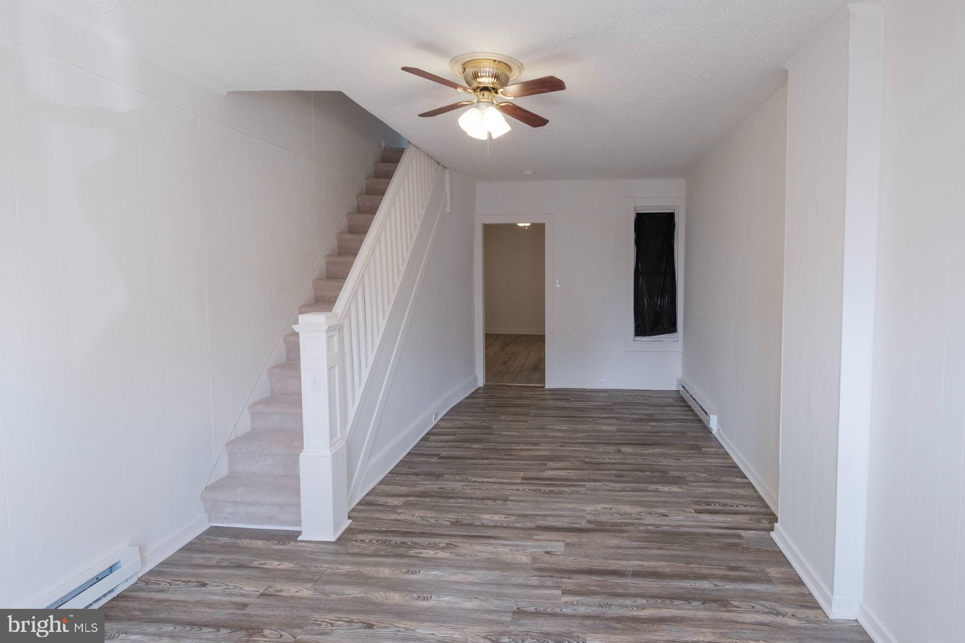 525 South 18th Street Reading, PA 19606 - Photo 5 of 18 a view of an entryway
