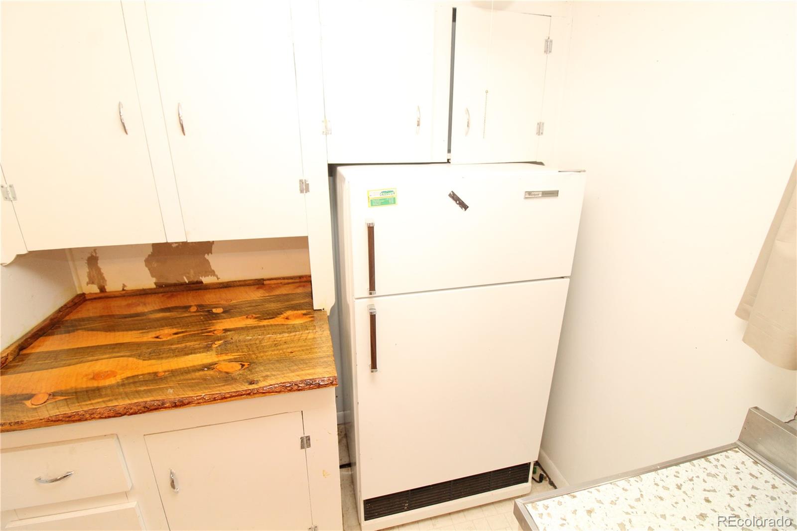 10695 Charles Lane Rye, CO 81069 - Photo 14 of 22 Gallery Image 14