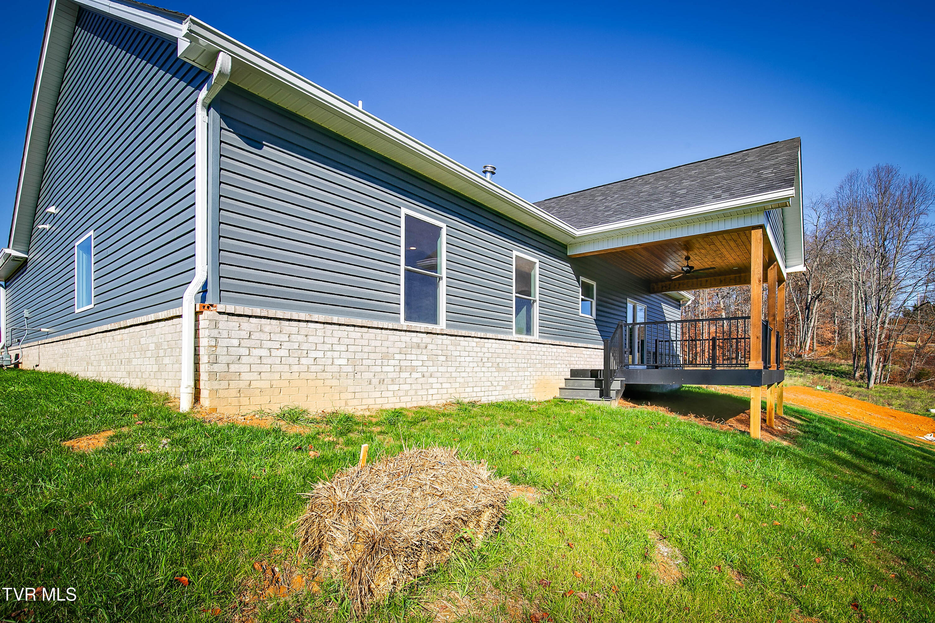 310 Ruby Rose Ridge, Unit 32 Jonesborough, TN 37659 - Photo 29 of 30 310 Ruby Rose-29