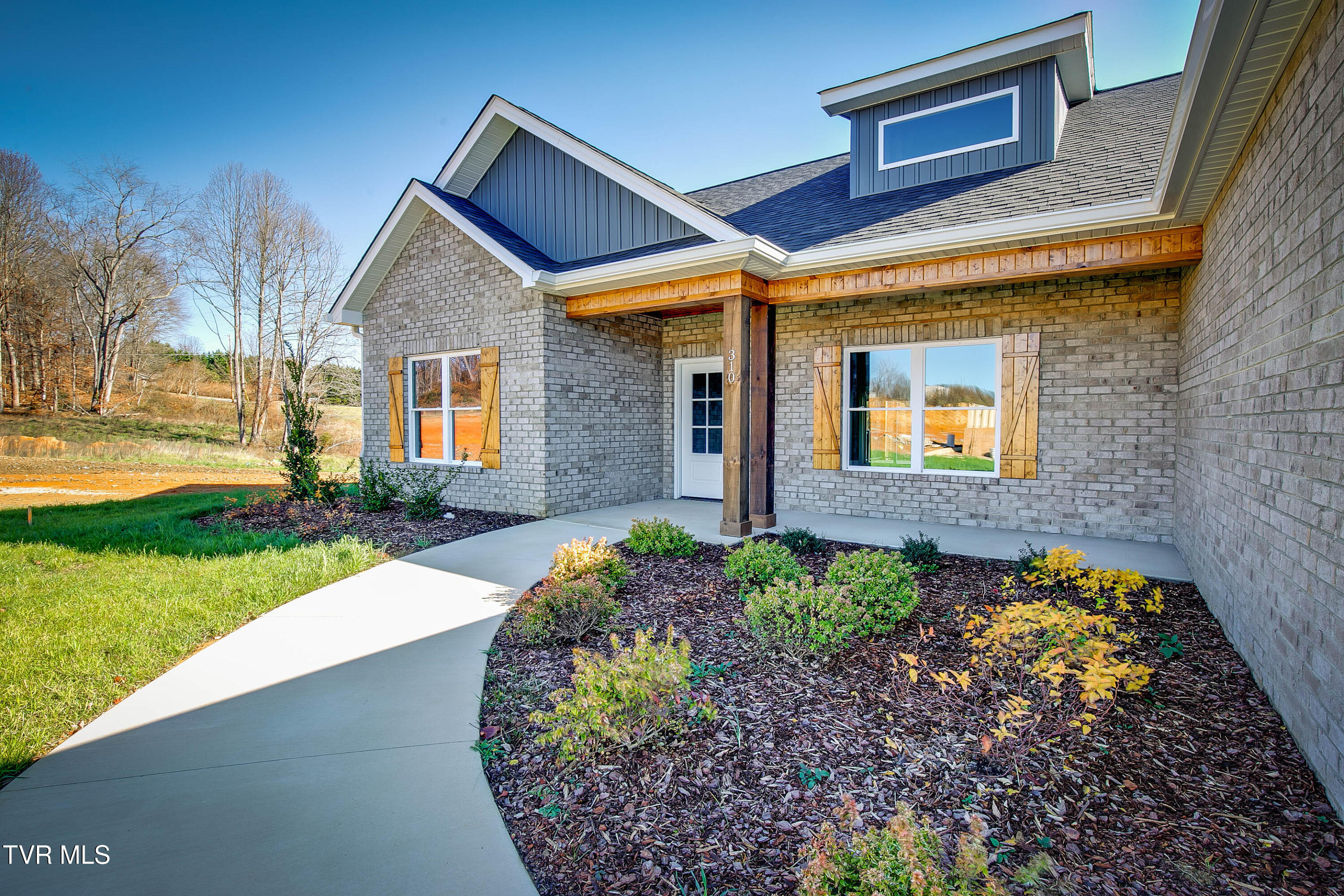 310 Ruby Rose Ridge, Unit 32 Jonesborough, TN 37659 - Photo 3 of 30 310 Ruby Rose-3