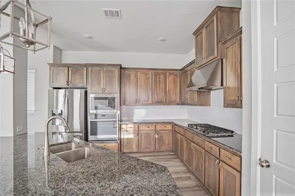 $3,800 | 1621 Rose Willow Way, Arlington, TX 76005