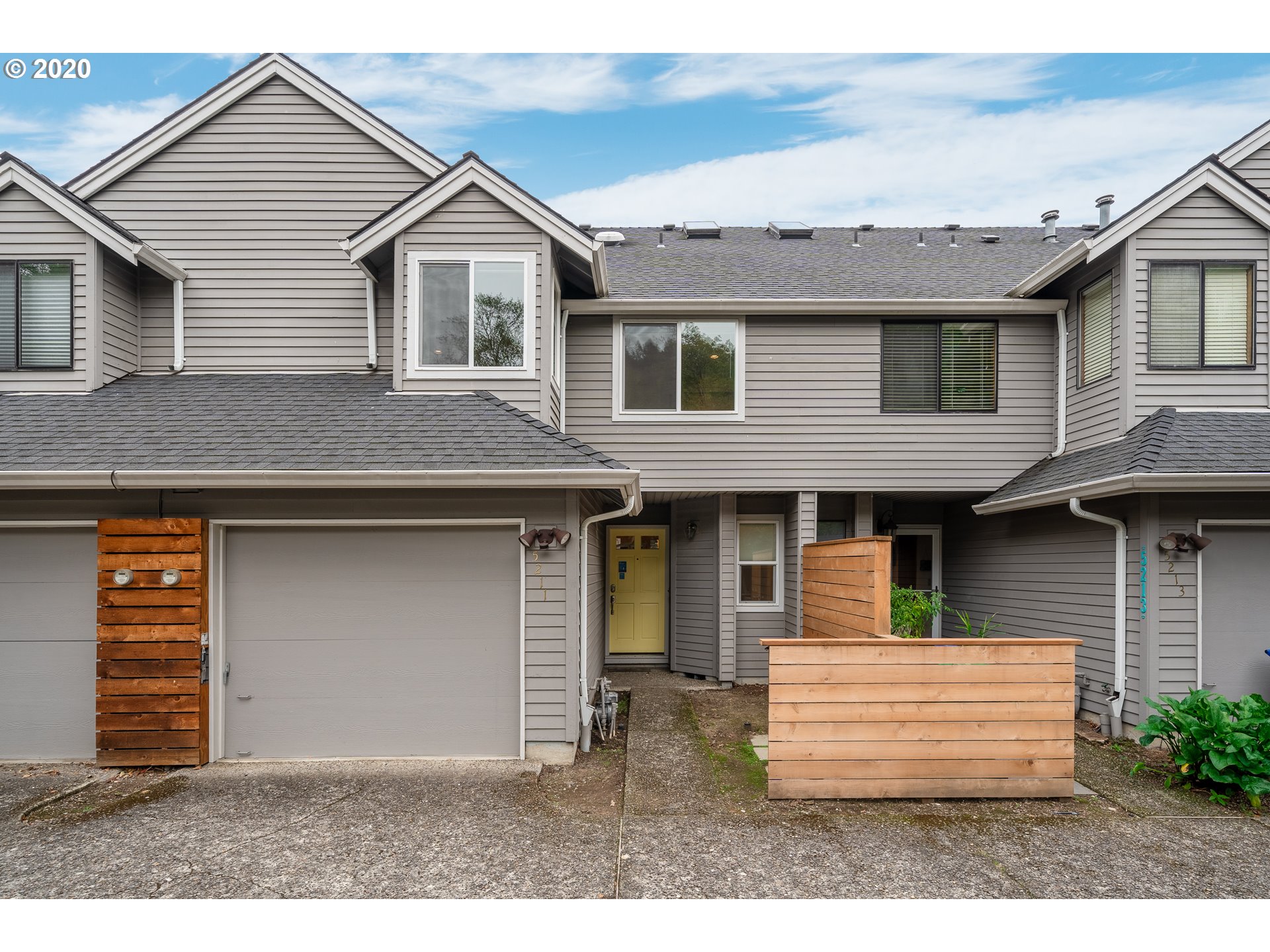 5211 Southwest View Point Terrace Portland, OR 97239 - Photo 3 of 32