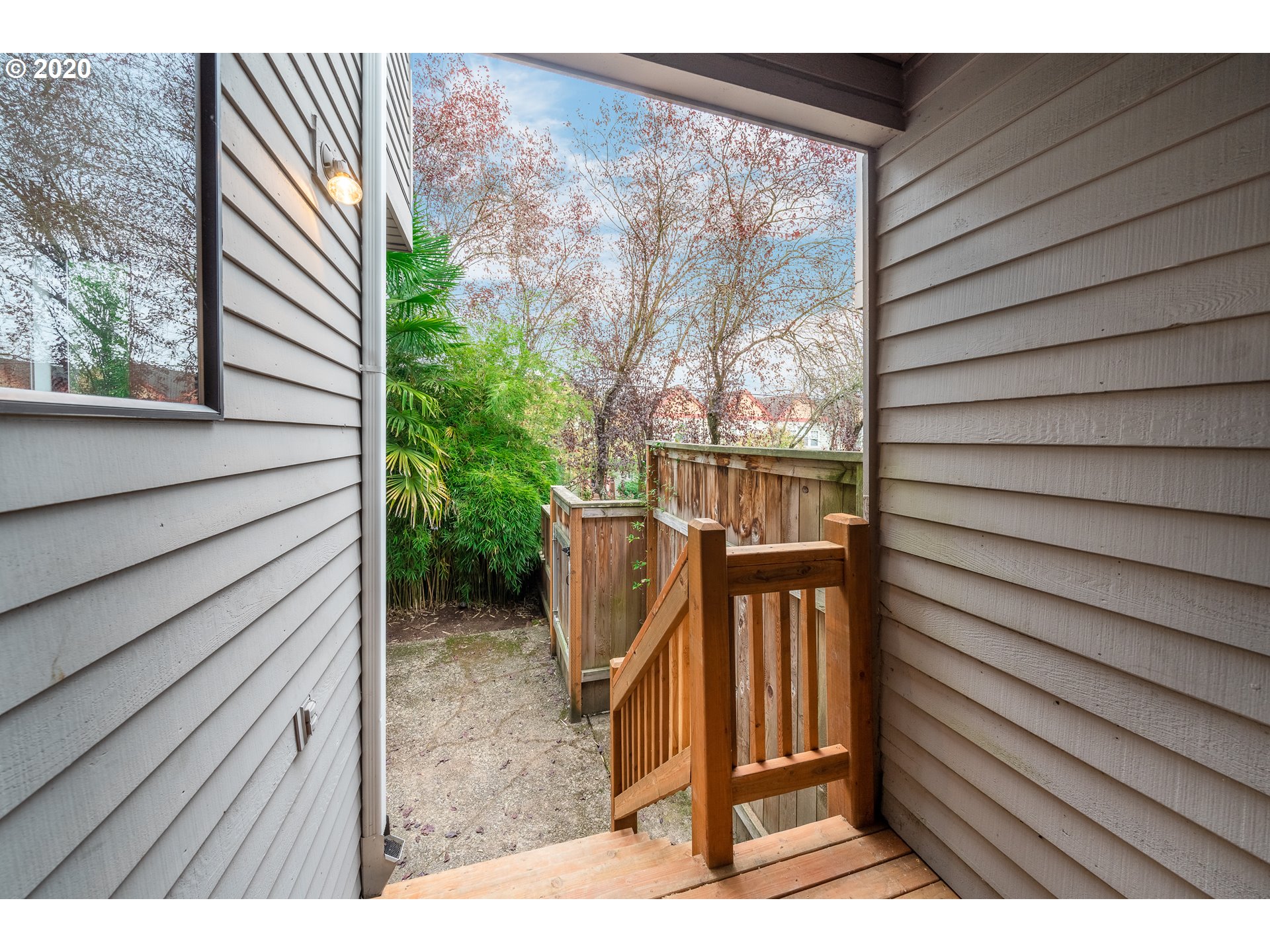 5211 Southwest View Point Terrace Portland, OR 97239 - Photo 28 of 32