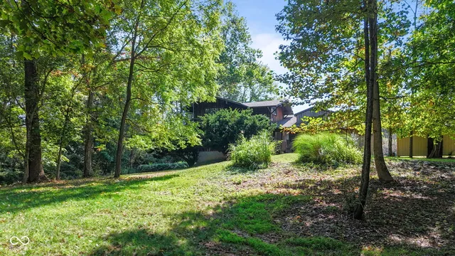 $585,000 | 1000 West Williams Road, Bloomington, IN 47404