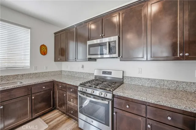 $469,900 | 925 Bluebell Way, Beaumont, CA 92223