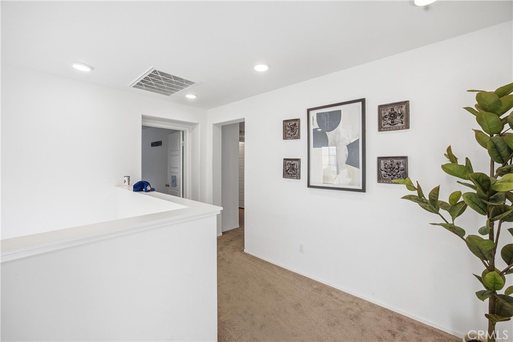 925 Bluebell Way Beaumont, CA 92223 - Photo 16 of 33 a view of livingroom with wooden floor