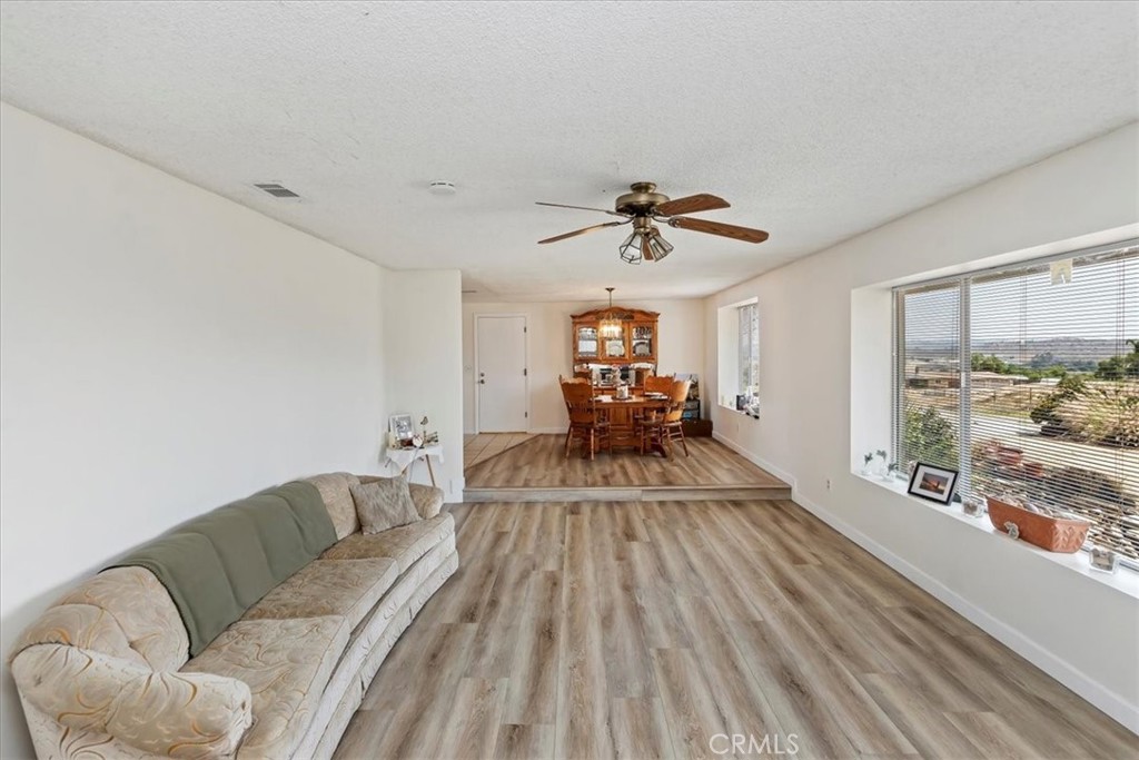 20061 Lounsberry Road Perris, CA 92570 - Photo 11 of 60