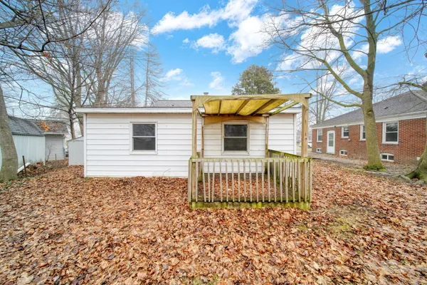 $130,000 | 559 Northwestern Drive, Adrian, MI 49221