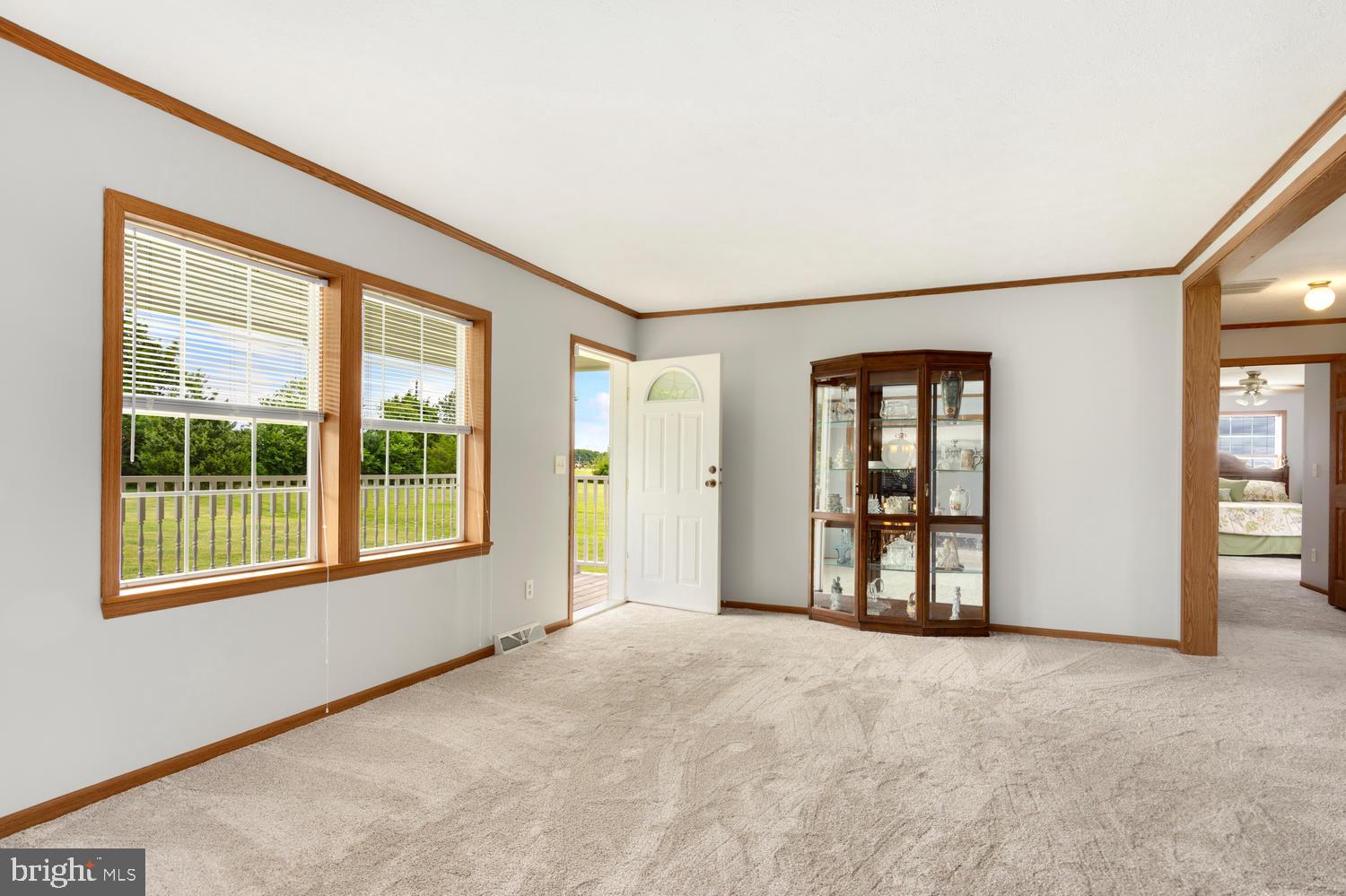 836 Murphy Road Centreville, MD 21617 - Photo 14 of 39 Living room