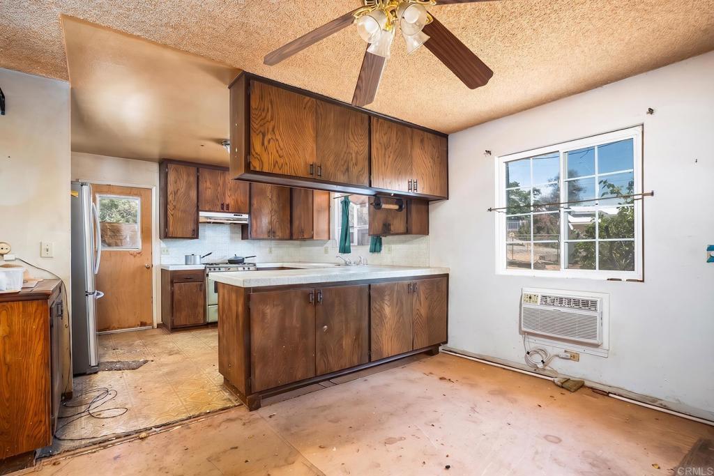 115 Beech Place El Cajon, CA 92021 - Photo 13 of 45