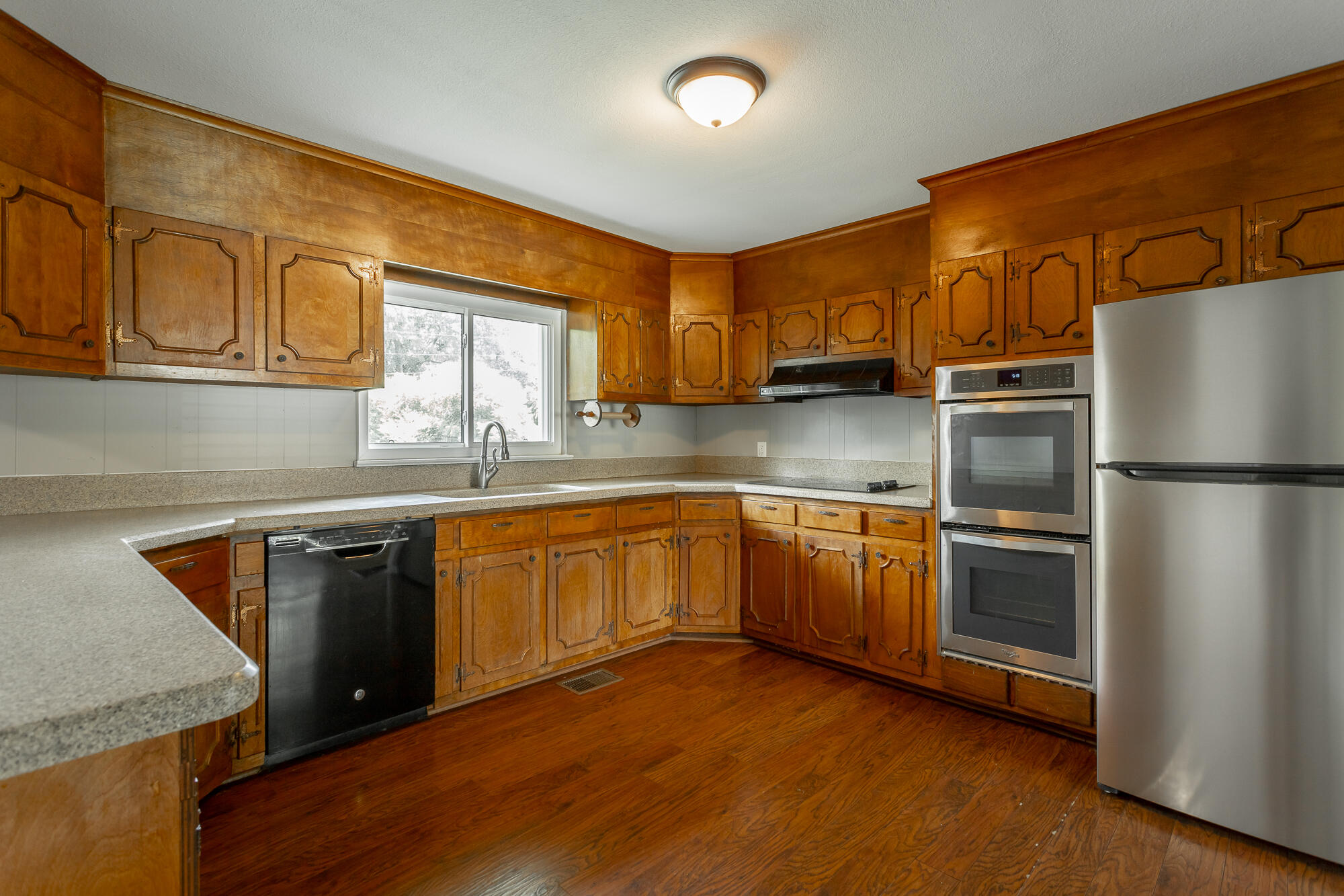 6029 Mill Road Hixson, TN 37343 - Photo 8 of 23 Kitchen