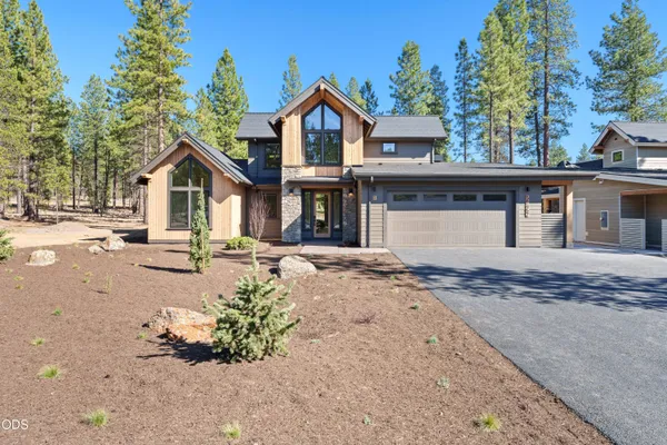 $1,750,000 | 56441 Elk Run Dr Bend, Unit 31, Bend, OR 97707