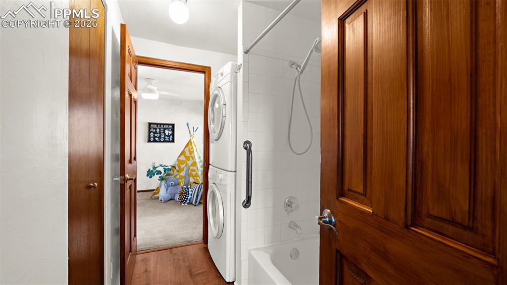 950 Southpark Road Florissant, CO 80816 - Photo 21 of 35 Includes Tub/Shower