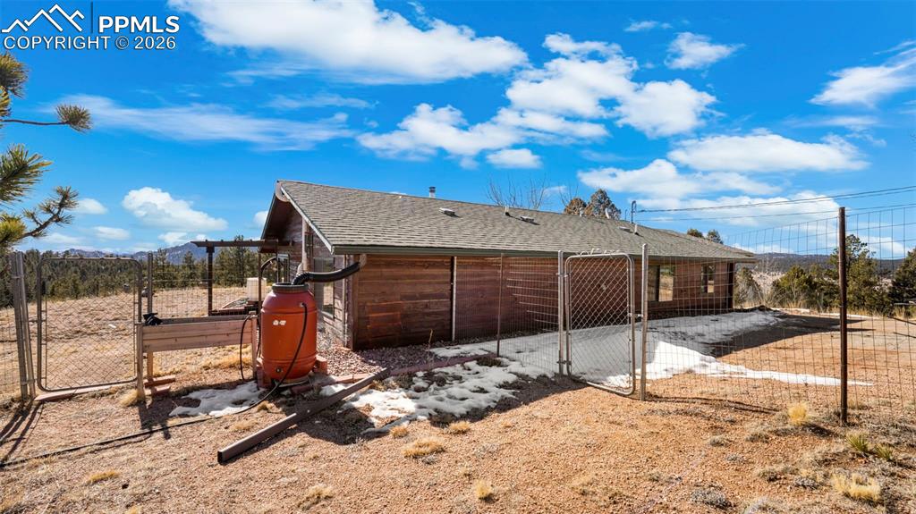 950 Southpark Road Florissant, CO 80816 - Photo 6 of 35