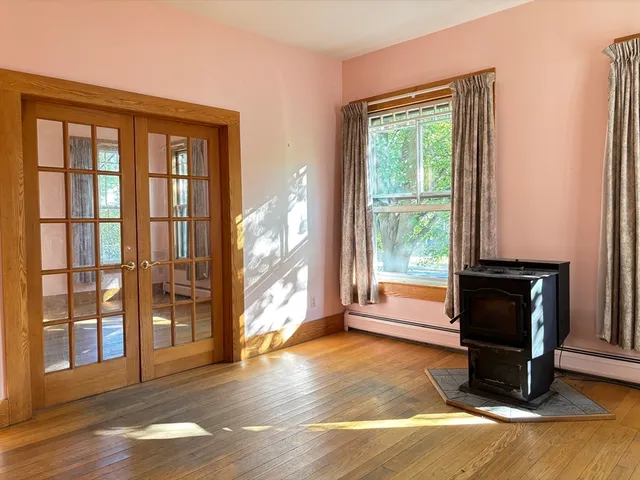 $3,950 | 527 Main Street, Ashfield, MA 01330