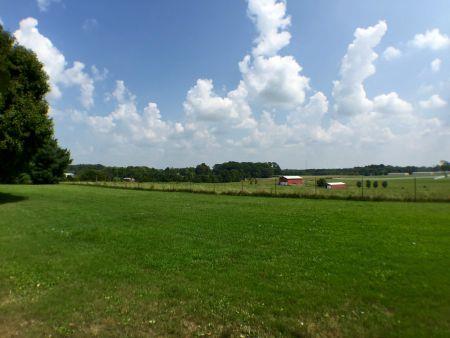 1011 Red Boiling Springs Road Lafayette, TN 37083 - Photo 12 of 19