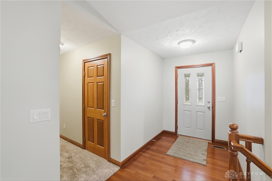 522 Northpoint Court Troy, OH 45373 - Photo 6 of 45