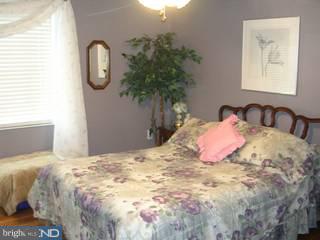 1893 Carter Road Folcroft, PA 19032 - Photo 4 of 6