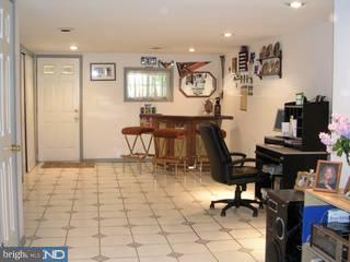 1893 Carter Road Folcroft, PA 19032 - Photo 5 of 6