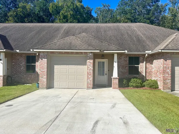 $1,350 | 10664 Florida Boulevard, Unit 8B, Walker, LA 70785