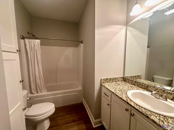 $1,350 | 10664 Florida Boulevard, Unit 8B, Walker, LA 70785