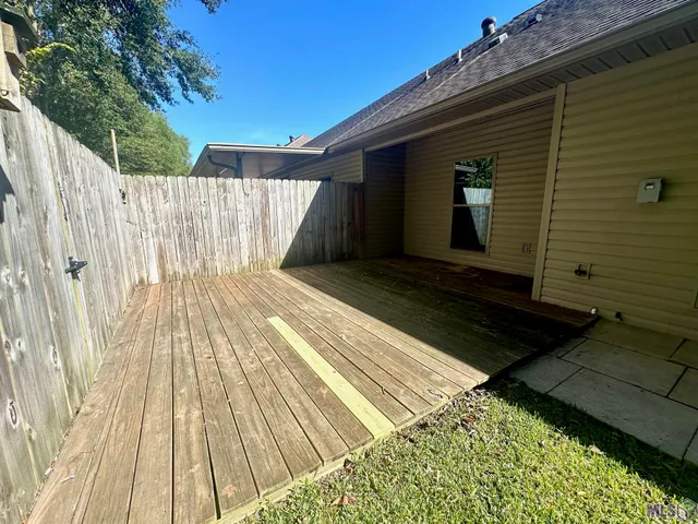 $1,350 | 10664 Florida Boulevard, Unit 8B, Walker, LA 70785
