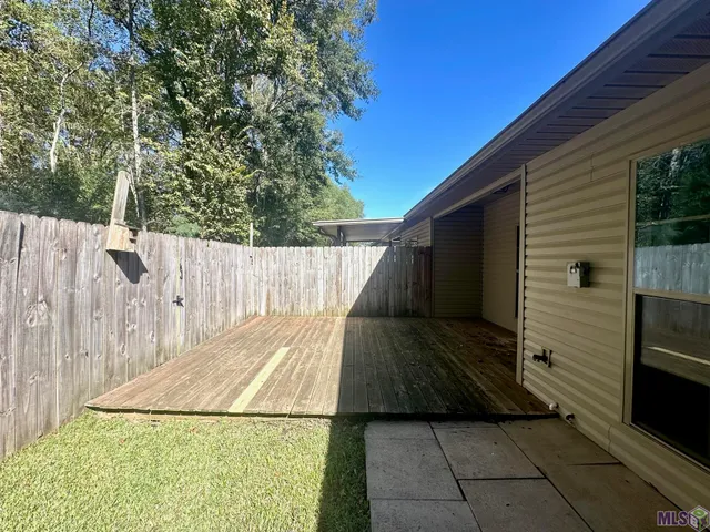 $1,350 | 10664 Florida Boulevard, Unit 8B, Walker, LA 70785