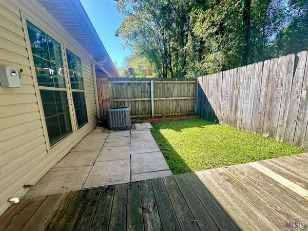 $1,350 | 10664 Florida Boulevard, Unit 8B, Walker, LA 70785