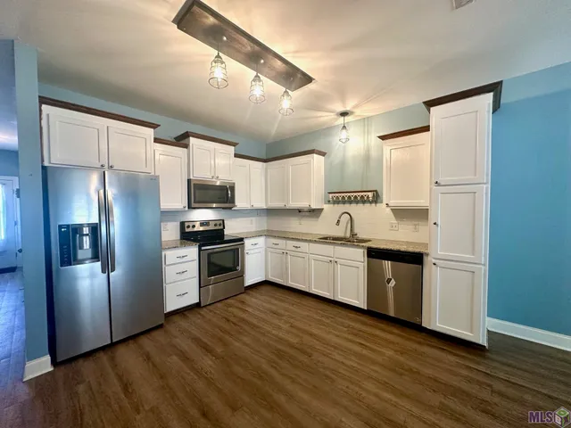 $1,350 | 10664 Florida Boulevard, Unit 8B, Walker, LA 70785