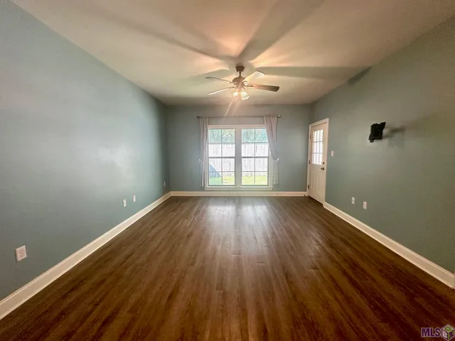 $1,350 | 10664 Florida Boulevard, Unit 8B, Walker, LA 70785