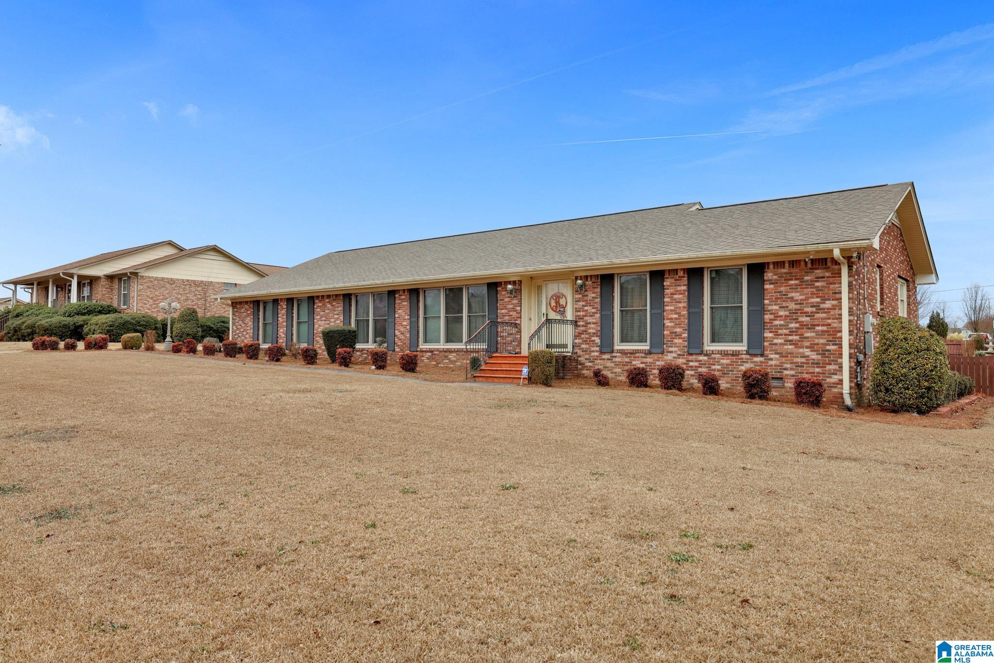 1232 13th Street Pleasant Grove, AL 35127 - Photo 3 of 33