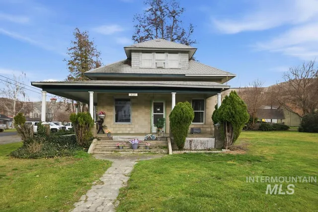 $430,000 | 307 Cleveland Street, Asotin, WA 99402