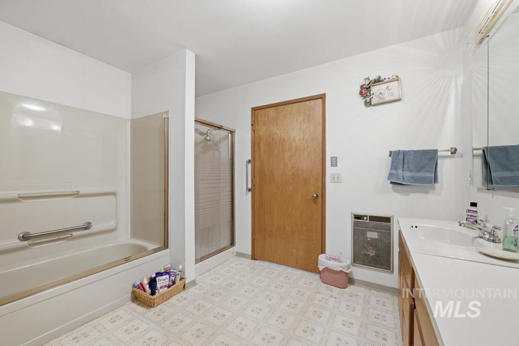 307 Cleveland Street Asotin, WA 99402 - Photo 11 of 34