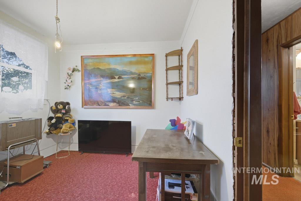 307 Cleveland Street Asotin, WA 99402 - Photo 17 of 34