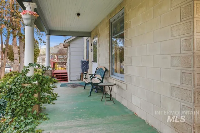 $430,000 | 307 Cleveland Street, Asotin, WA 99402