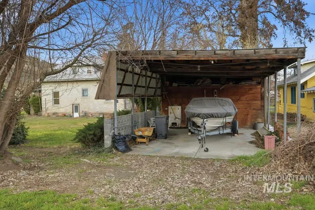 $430,000 | 307 Cleveland Street, Asotin, WA 99402