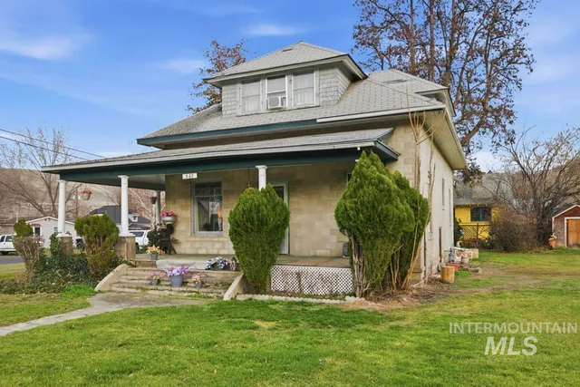 $430,000 | 307 Cleveland Street, Asotin, WA 99402