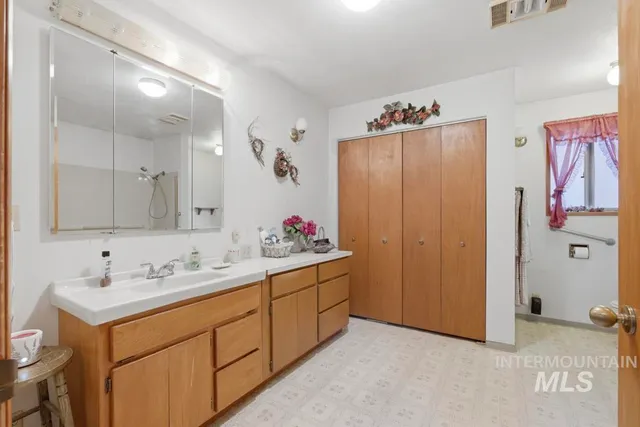 $430,000 | 307 Cleveland Street, Asotin, WA 99402