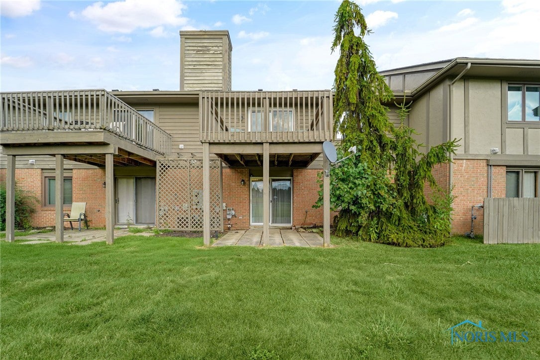 29323 Bates Road Perrysburg, OH 43551 - Photo 37 of 39 Gallery Image 37
