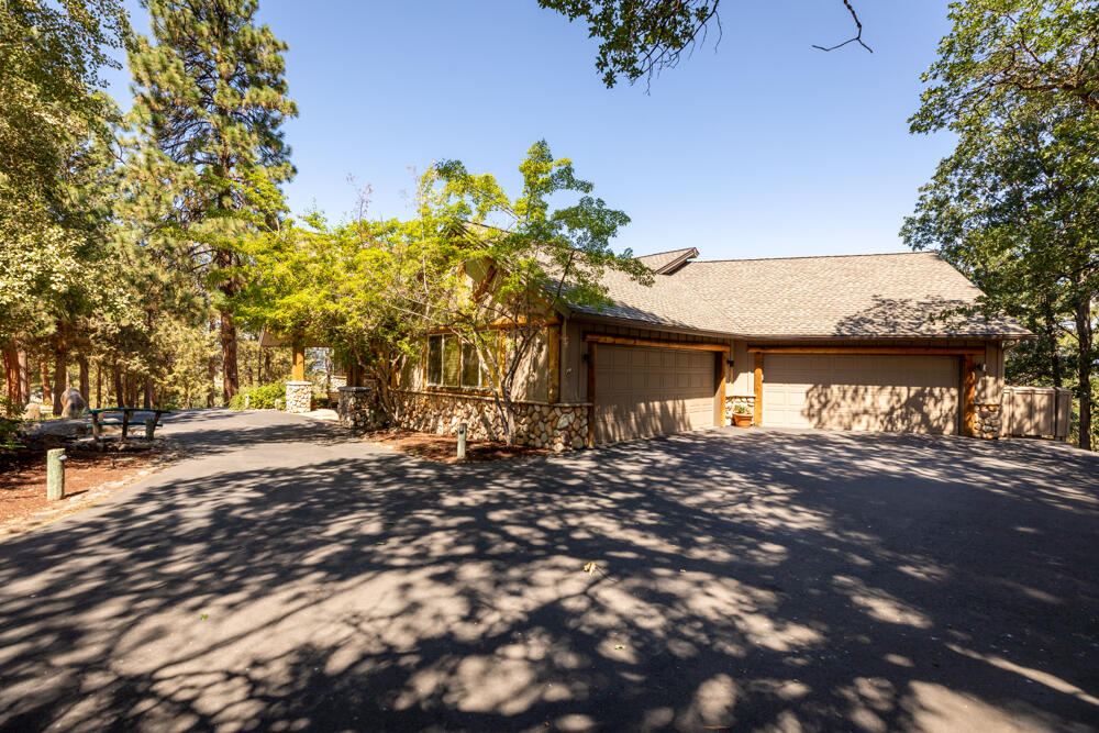 11833 Kestrel Road Klamath Falls, OR 97601 - Photo 2 of 88 02a