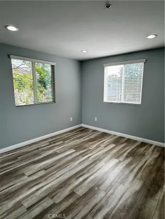 $3,100 | 433 East 30th Street, Los Angeles, CA 90011
