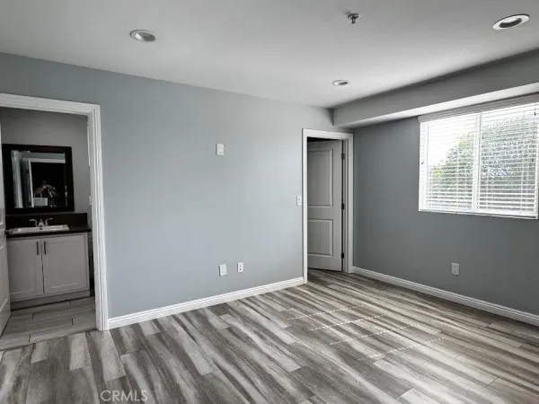 $3,100 | 433 East 30th Street, Los Angeles, CA 90011