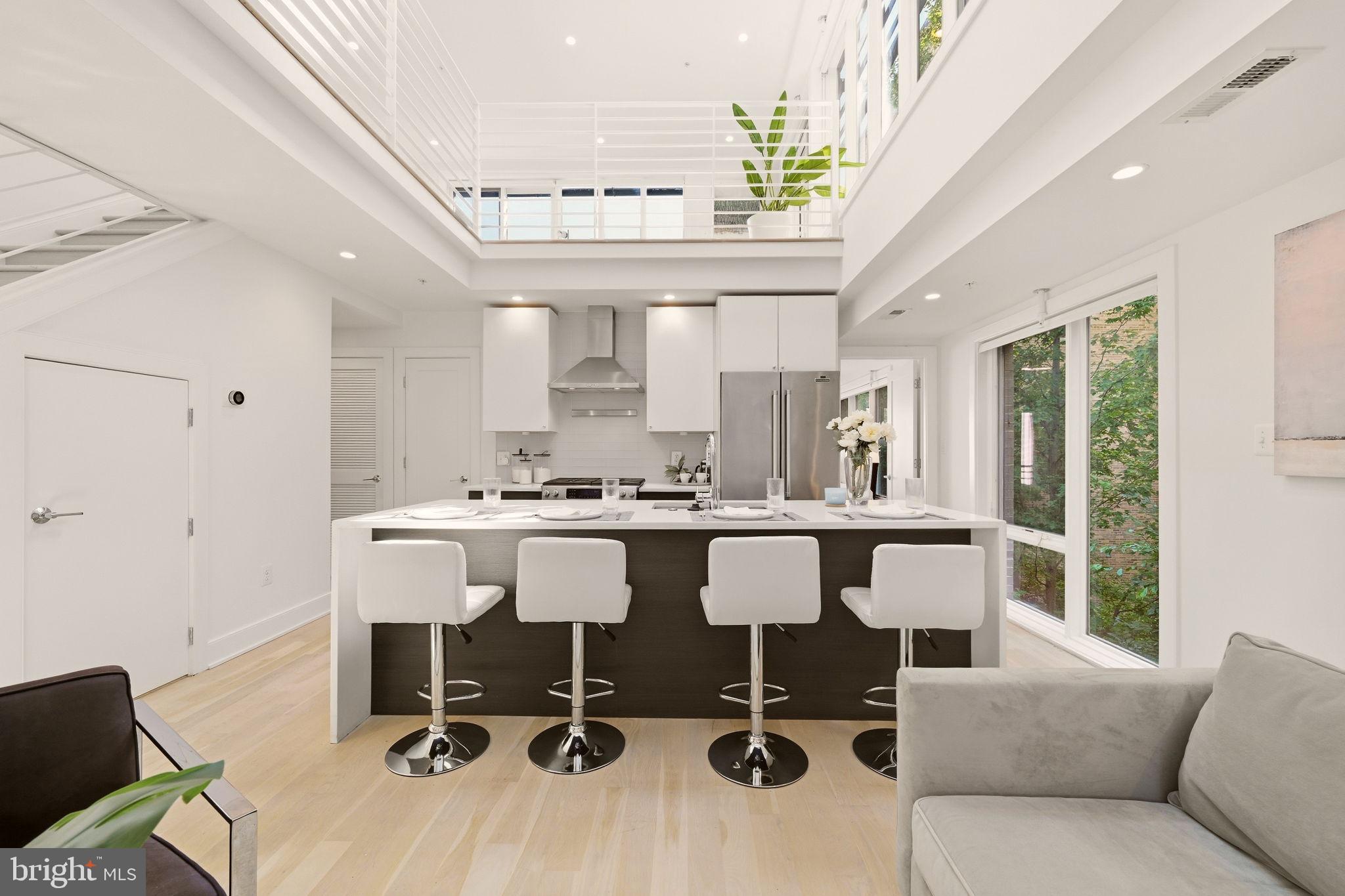 2014 Kalorama Road Northwest, Unit 8 Washington, DC 20009 - Photo 12 of 44 Gallery Image 12