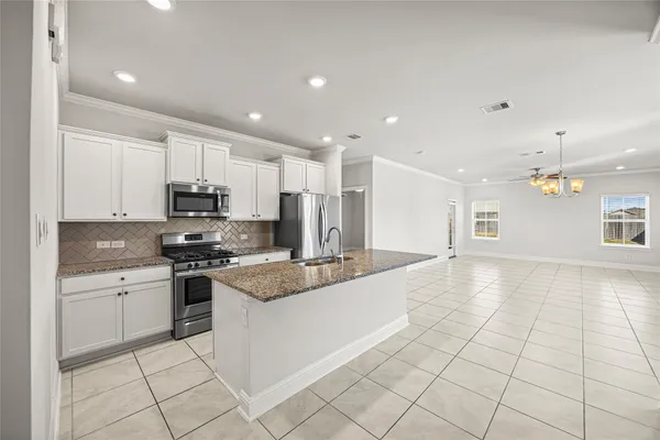 $2,600 | 400 Camino Bay Drive, Katy, TX 77493