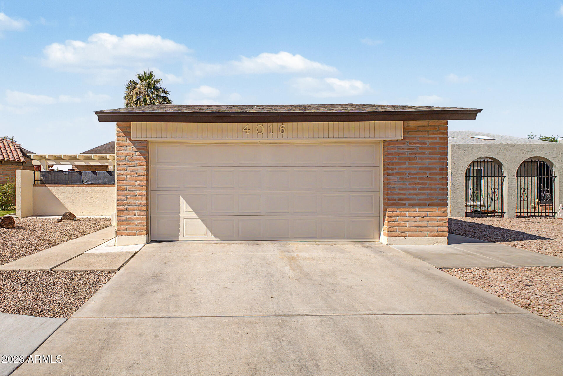 4016 West Royal Palm Road Phoenix, AZ 85051 - Photo 2 of 44